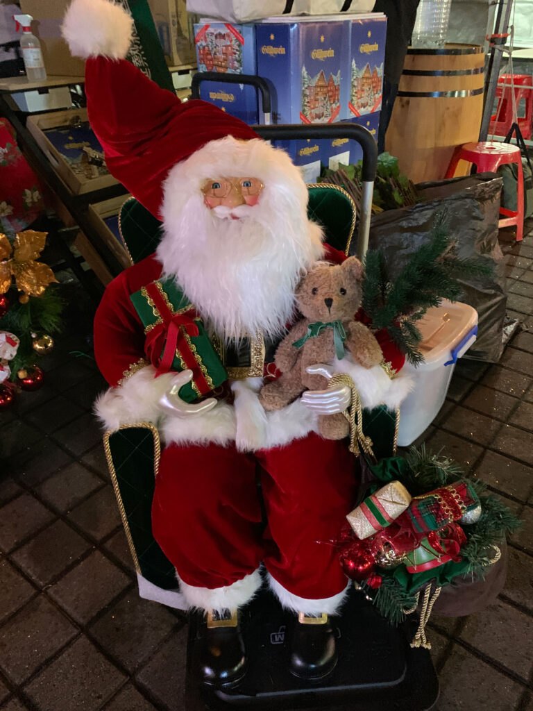 Tschüss Weihnachtsmann, bis nächstes Jahr in Taiwan